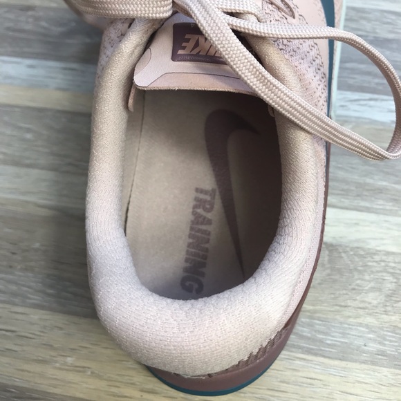 NWT Nike Metcon 4 Particle Beige W AUTHENTIC - Picture 8 of 8